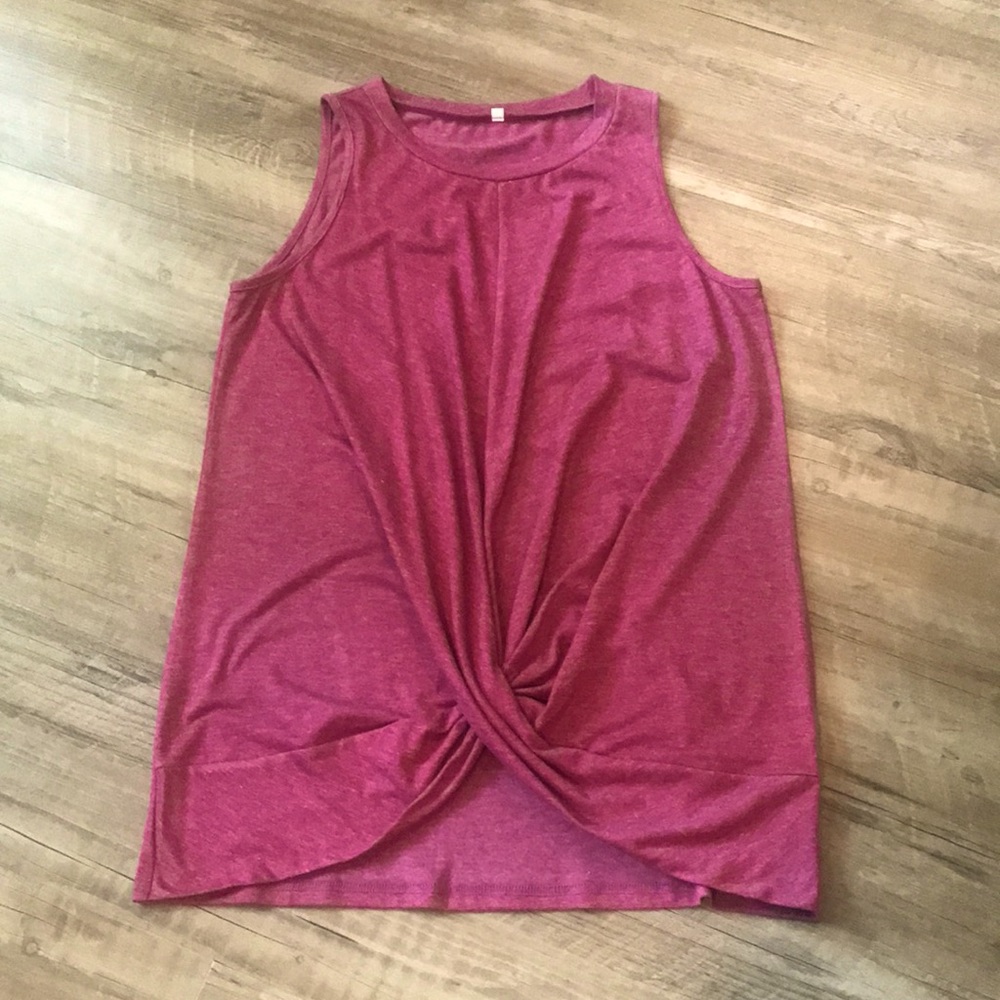 NWOT Tank with Twist Front